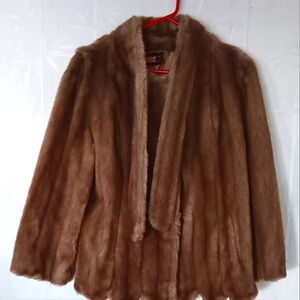 Womens VINTAGE faux fur coat